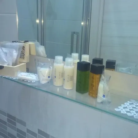 Andrew 3* נאפולי